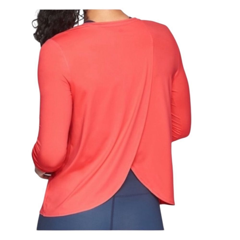 Athleta Women’s Coral Long-Sleeve Open-Back Active Top